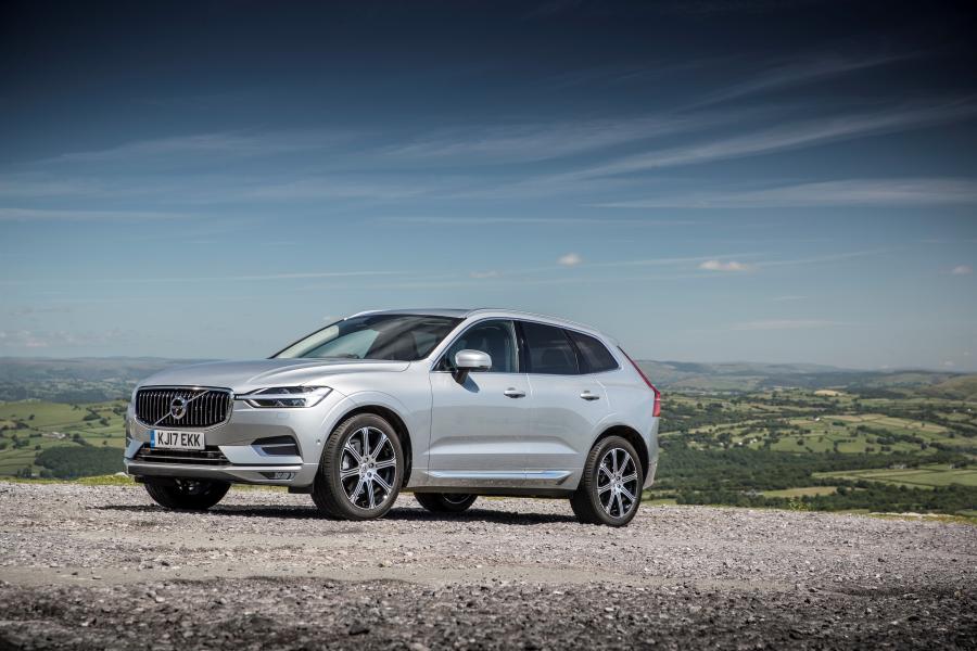  Volvo XC60 D5 R-Deisgn 2017 года  (UK) (фото 57 из 82)